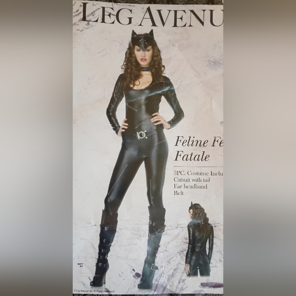 Leg Avenue Catwoman Feline Femme Fatale Costume Large